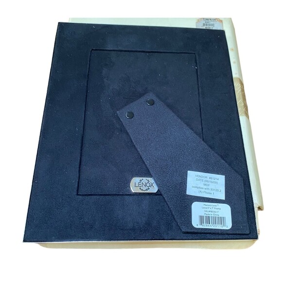 LENOX Memory Lane Love 5"x 7" Photo frame Silver-tone New Old Stock - Picture 8 of 9